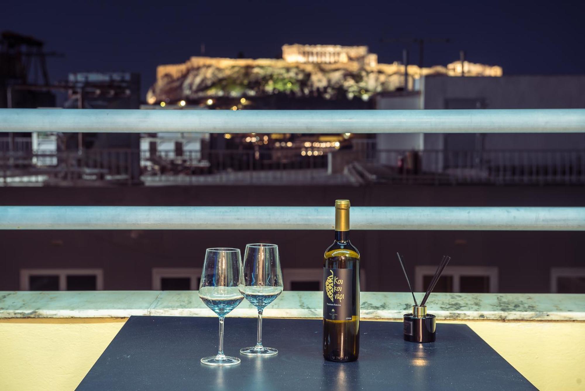 Acropolis View Mini Sky Suite & Hot Tub アテネ エクステリア 写真