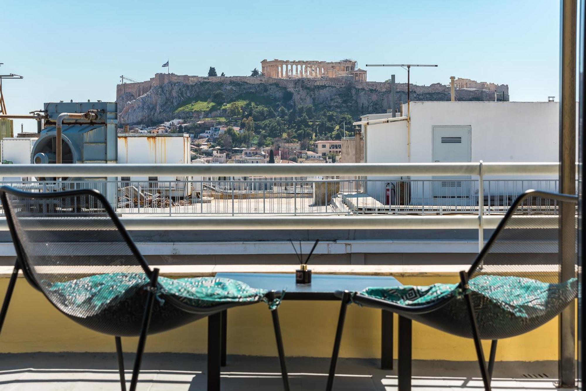 Acropolis View Mini Sky Suite & Hot Tub アテネ エクステリア 写真