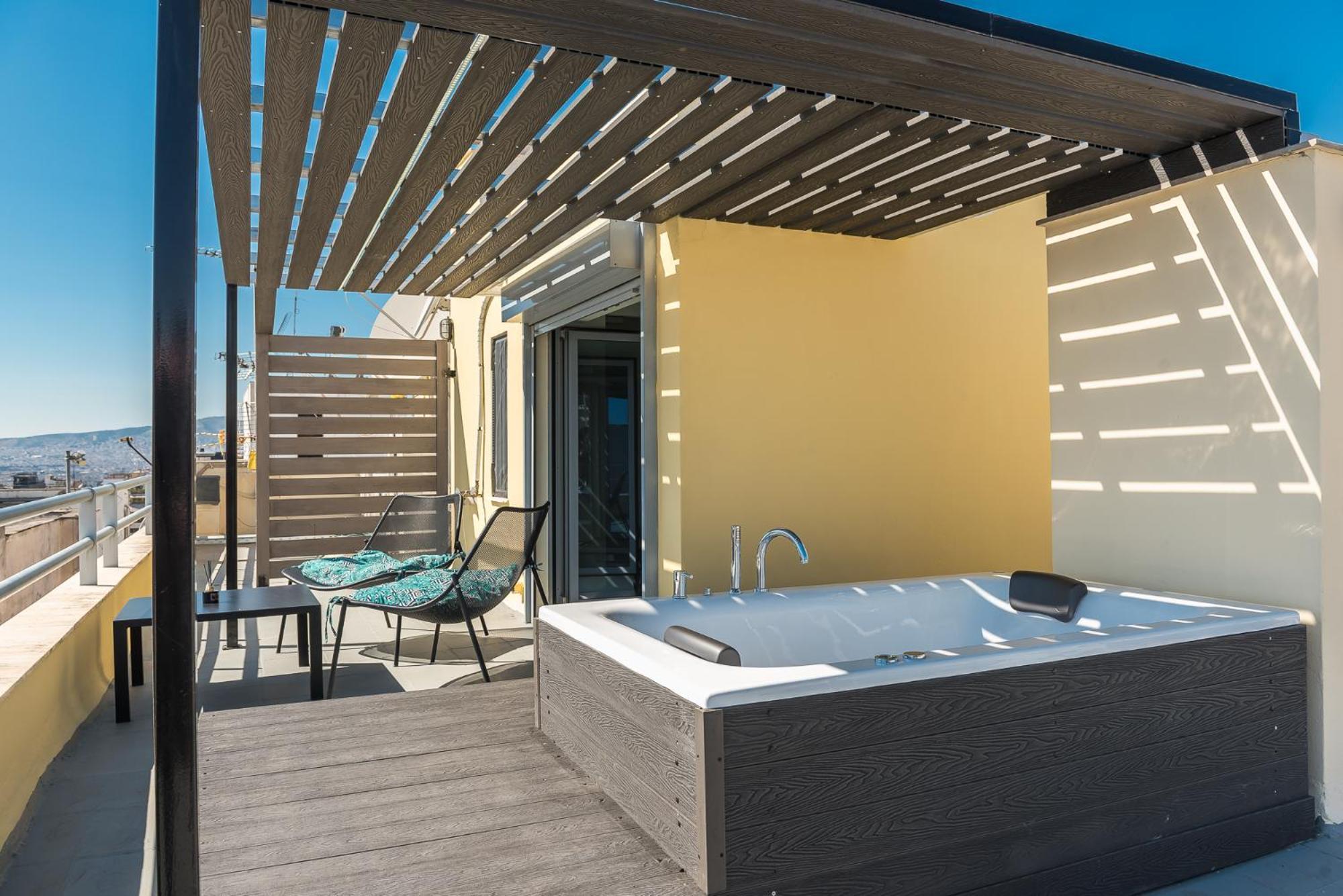Acropolis View Mini Sky Suite & Hot Tub アテネ エクステリア 写真