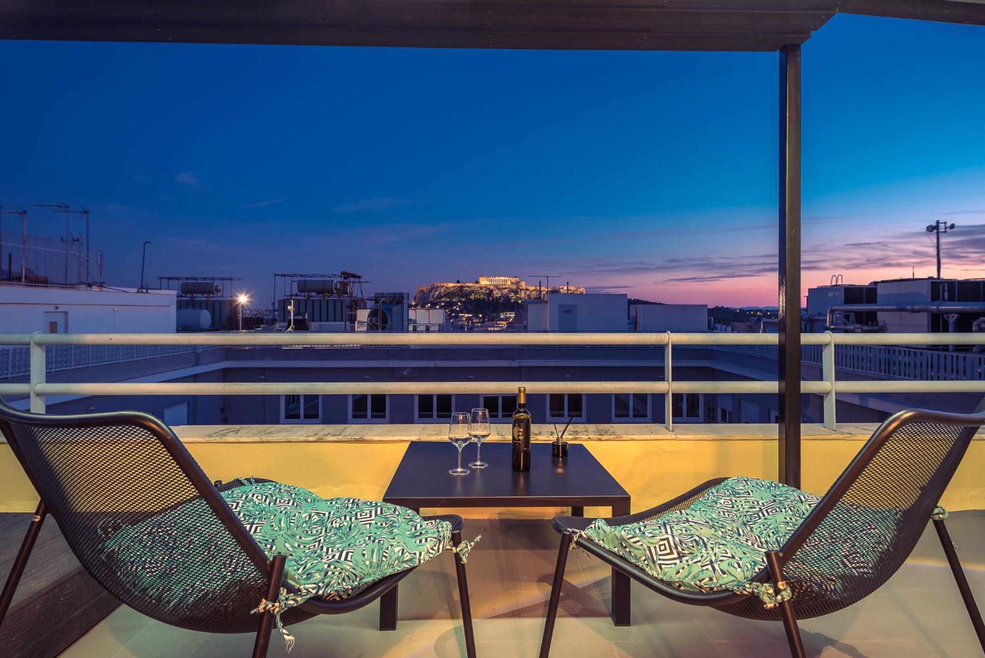 Acropolis View Mini Sky Suite & Hot Tub アテネ エクステリア 写真