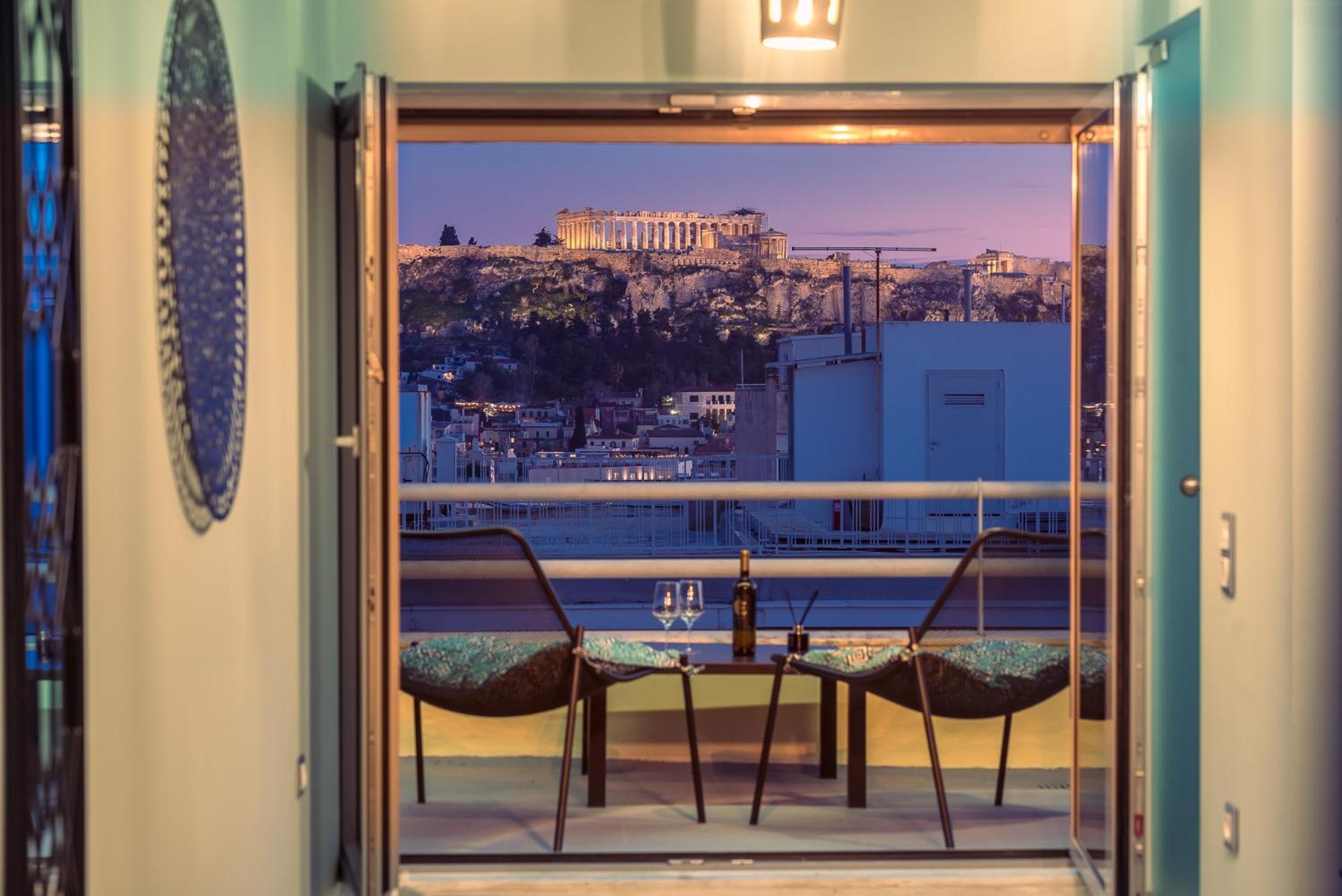 Acropolis View Mini Sky Suite & Hot Tub アテネ エクステリア 写真