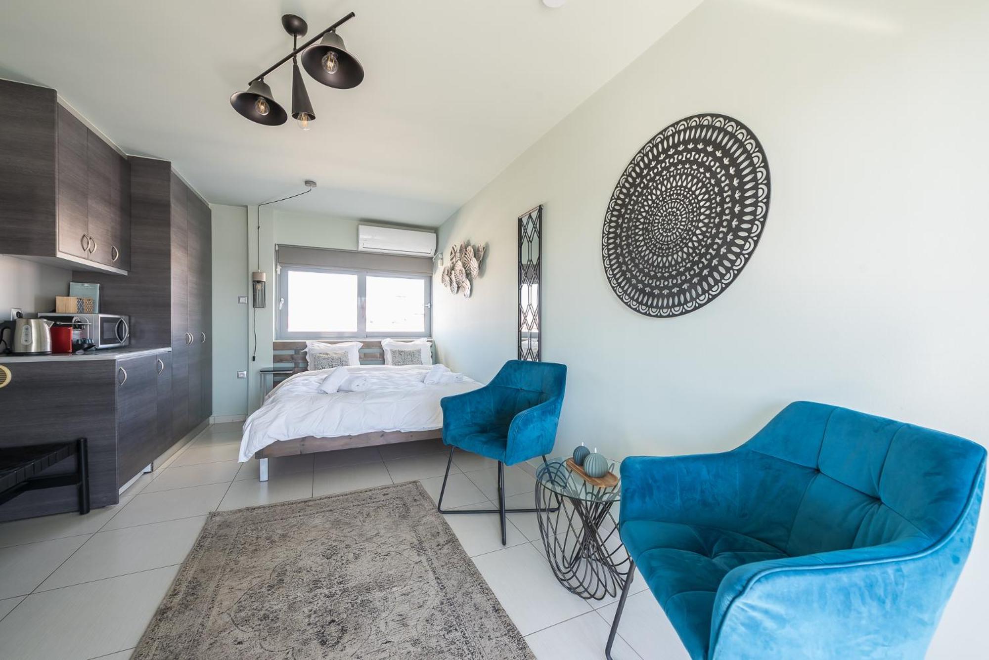 Acropolis View Mini Sky Suite & Hot Tub アテネ エクステリア 写真