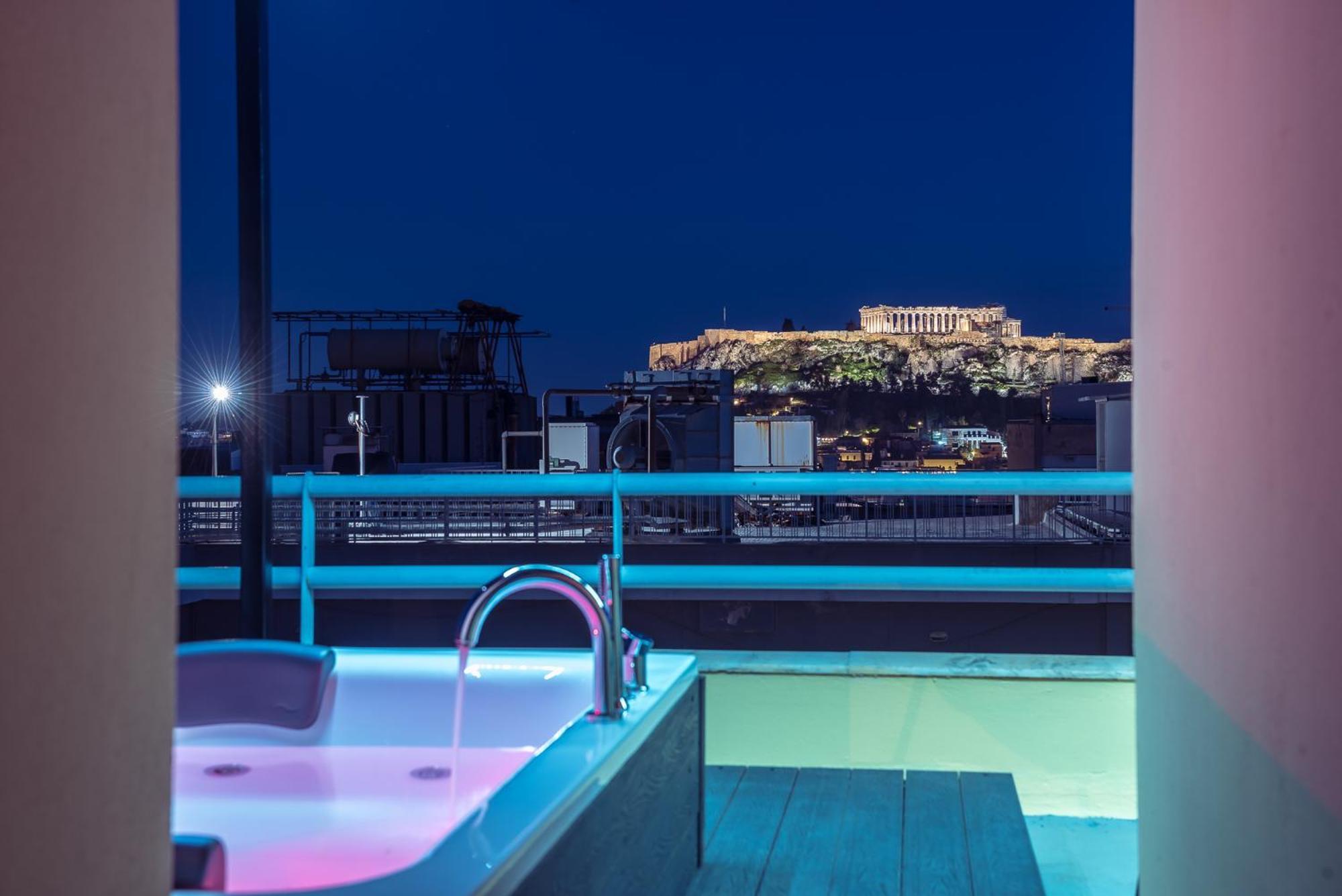 Acropolis View Mini Sky Suite & Hot Tub アテネ エクステリア 写真